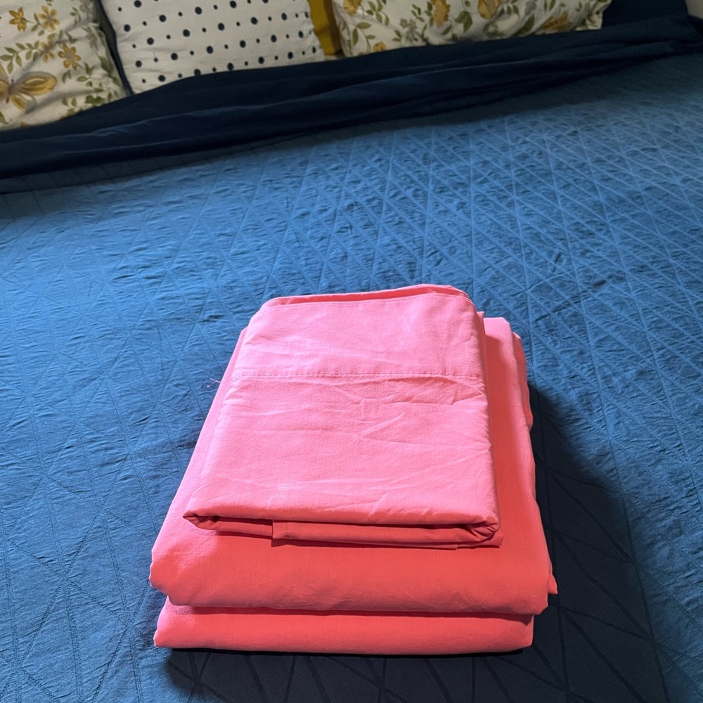 Vintage Pink Cotton King Sheet Set